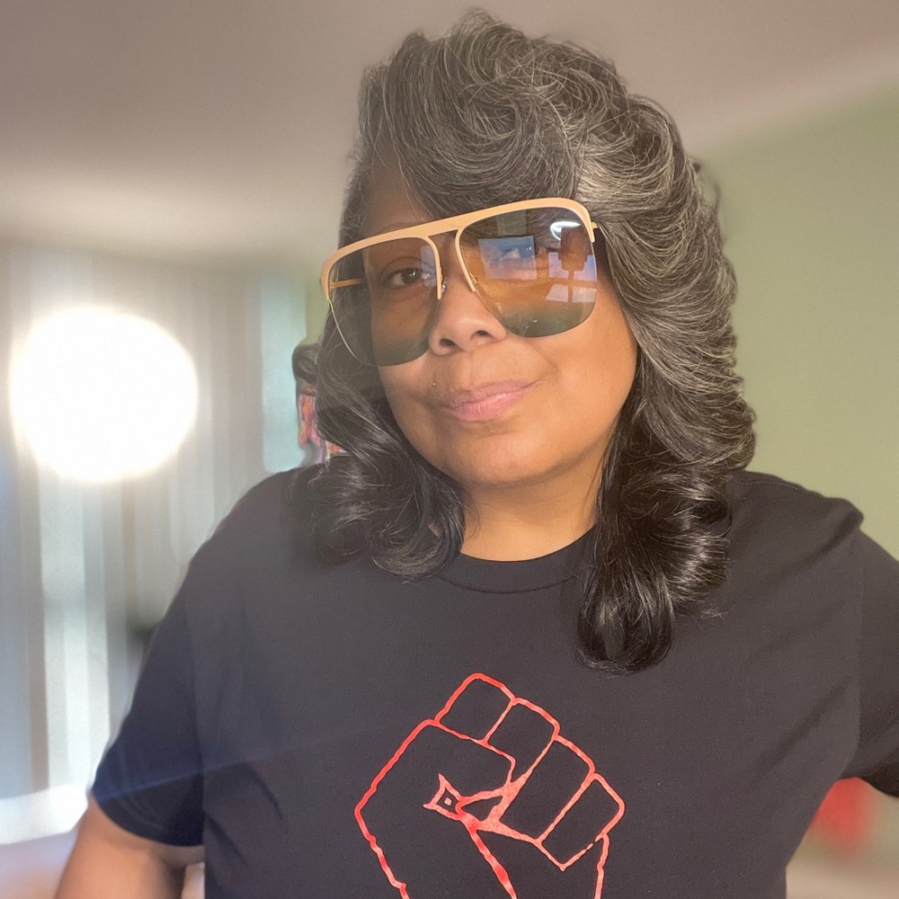 Meet your Posher, Camille